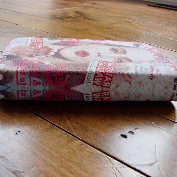 Miss Vogue Magazine Purse Bag Clutch Cara Delevingne Shoulder Chain RARE - Picture 6 of 9